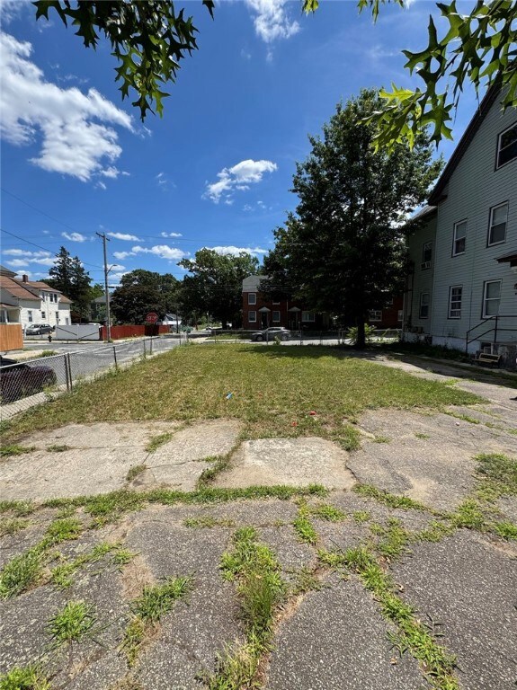 90 Berkshire St, Providence, RI 02908 - photo 3