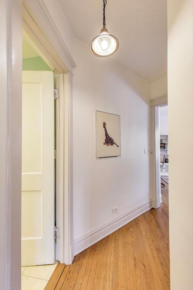 unlisted-address, Chicago, IL 60640 - photo 5