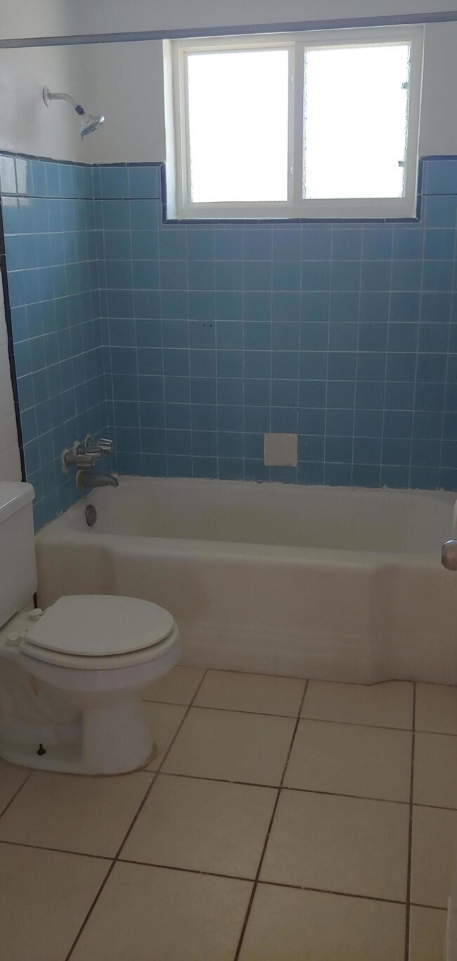 7439 Wilcox Dr, El Paso, TX 79915 - photo 7