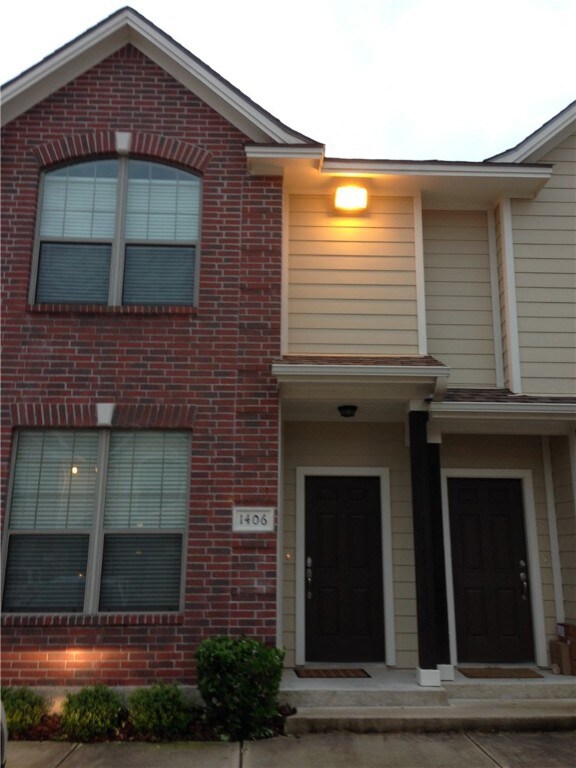 View of front facade