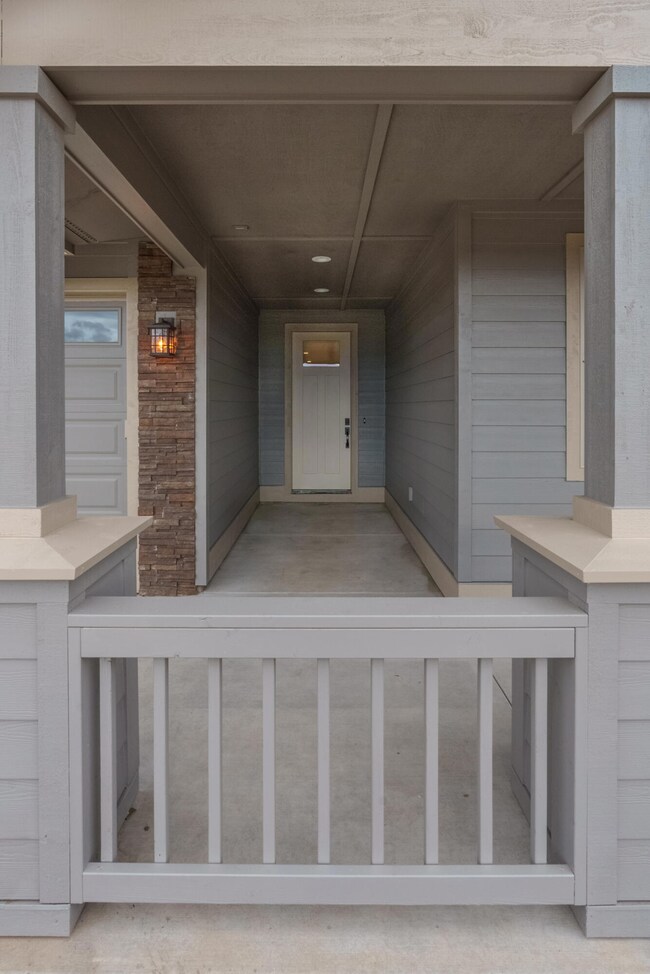 2574 NW 23rd Lp Redmond MLS by Explore M