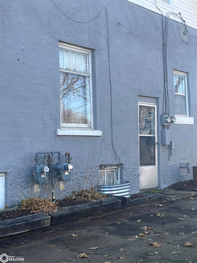502 N 3rd Ave, Marshalltown, IA 50158 - photo 5