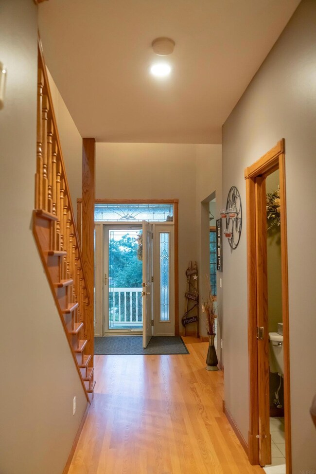 2396 Shagbark Ln, Decorah, IA 52101 - photo 5