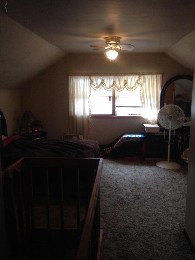 116-118 Spruce St, Olyphant, PA 18447 - photo 3