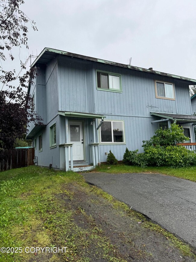 8321 Stratton Cir, Anchorage, AK 99507 - photo 2