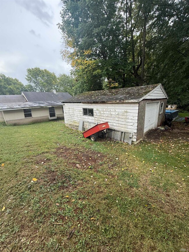 1439 Treen St, Logansport, IN 46947 - photo 3