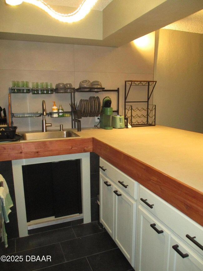 Vantage Pointe unit 123, Daytona Beach, FL 32118 - photo 5