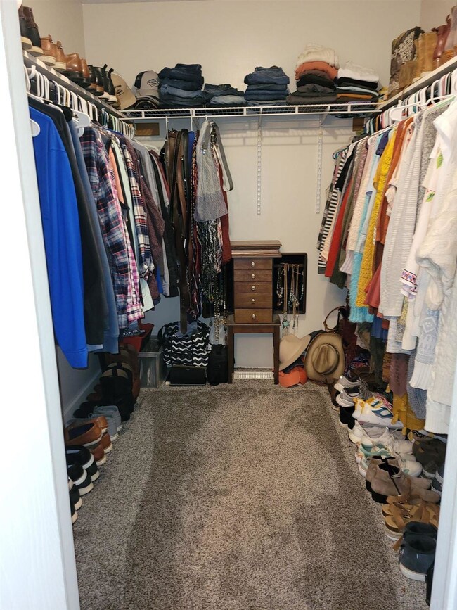 706 Aster Ct, Bourbon, IN 46504 - photo 7