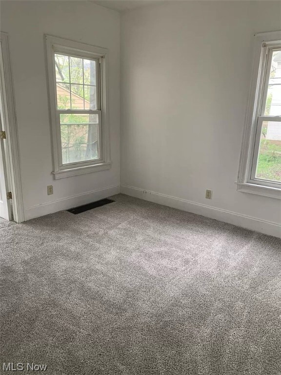 3430 Beechwood Ave, Cleveland, OH 44118 - photo 4