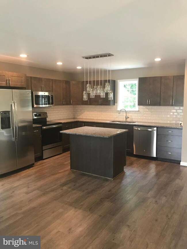 20 E 13th St, Front Royal, VA 22630 - photo 5