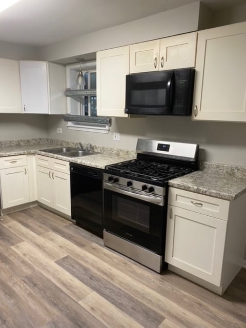 4263 W 81st St, Chicago, IL 60652 - photo 3