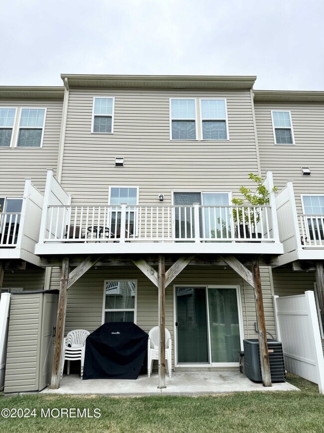 64PhillipEFrankWay_49381_6