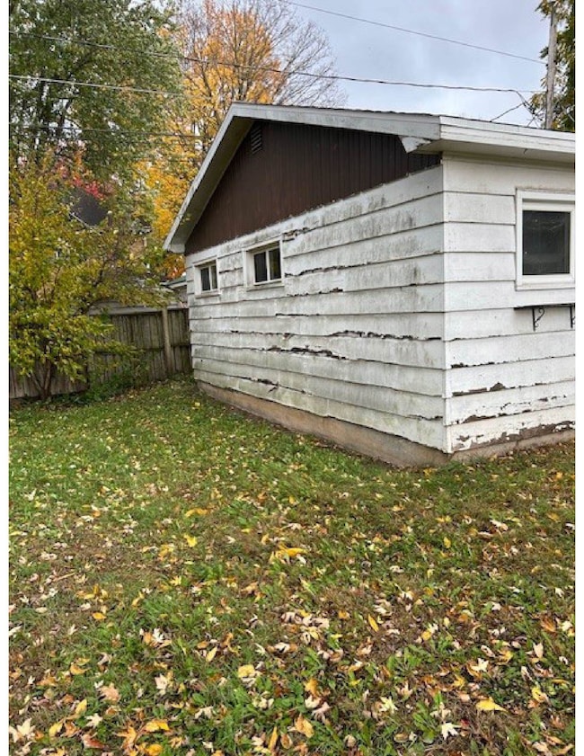 130 S Andrews St, Shawano, WI 54166 - photo 2