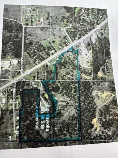 Map / location featuring property parcel outlined