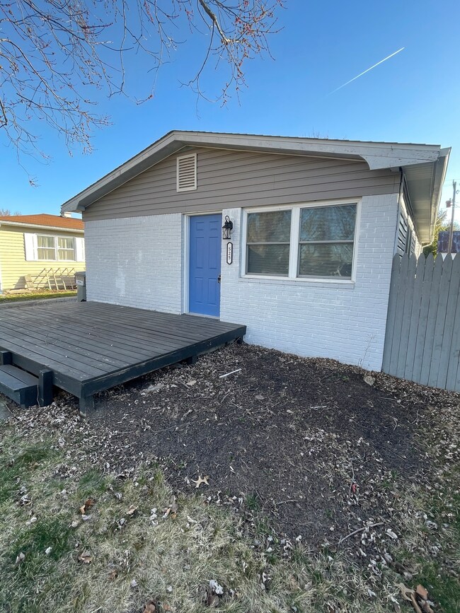 525 S Broadway St, Atlanta, IN 46031 - photo 4