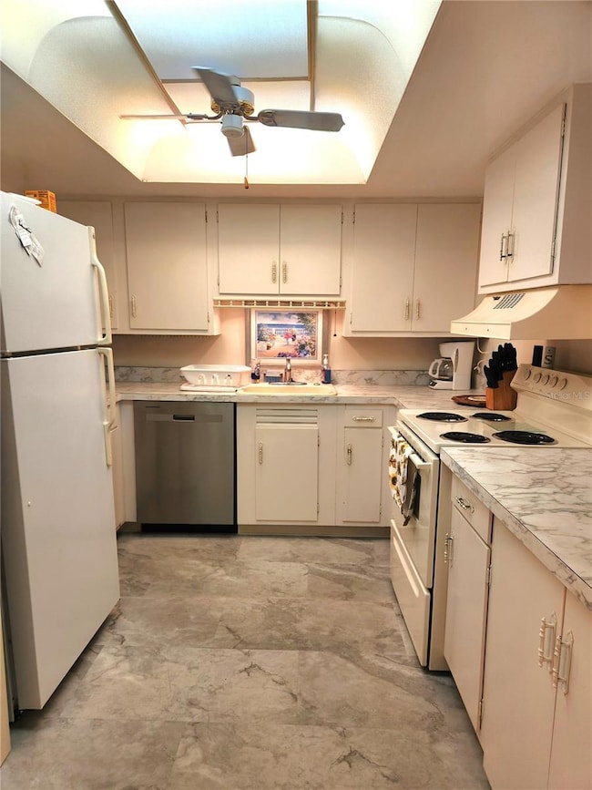 Light & Bright Kitchen