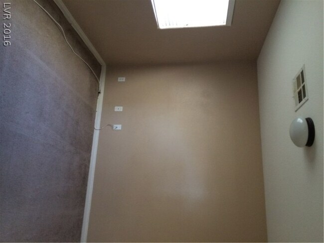 unlisted-address, Las Vegas, NV 89139 - photo 7