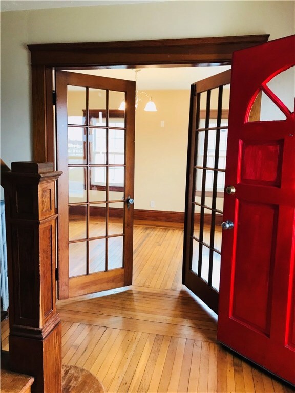 French doors to dining room