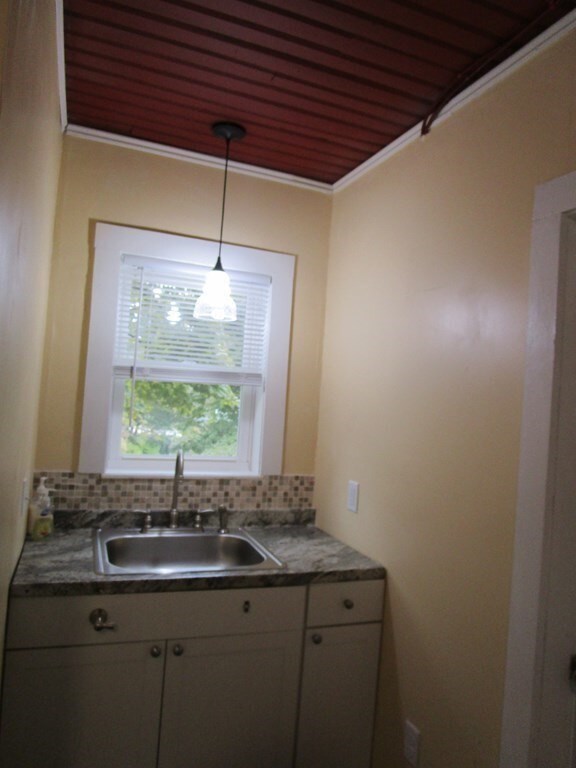 469 Bridge St unit 2, North Weymouth, MA 02191 - photo 4