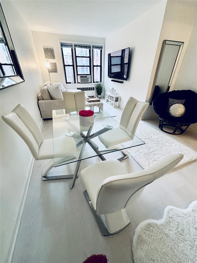 Bradford House unit 3E, White Plains, NY 10601 - photo 3