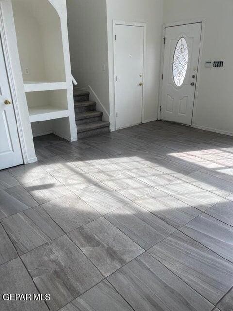 10361 Valle Del Mar Dr, El Paso, TX 79927 - photo 2