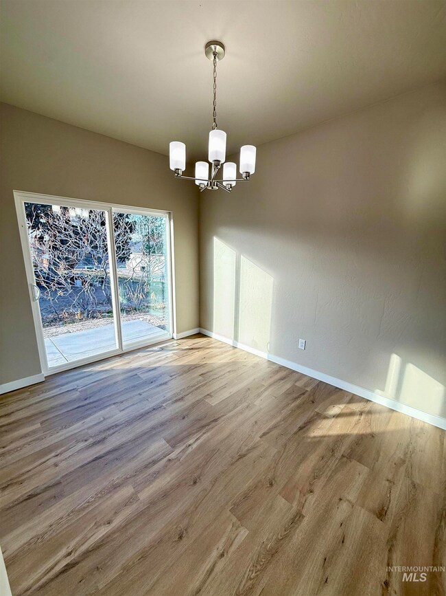 1009 S Fillmore St, Jerome, ID 83338 - photo 7