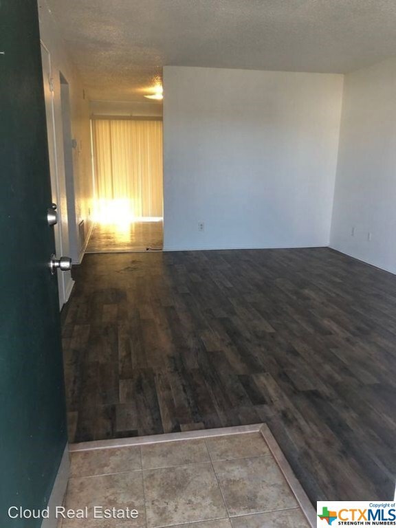 2008 Cedarhill Dr unit B, Killeen, TX 76543 - photo 2