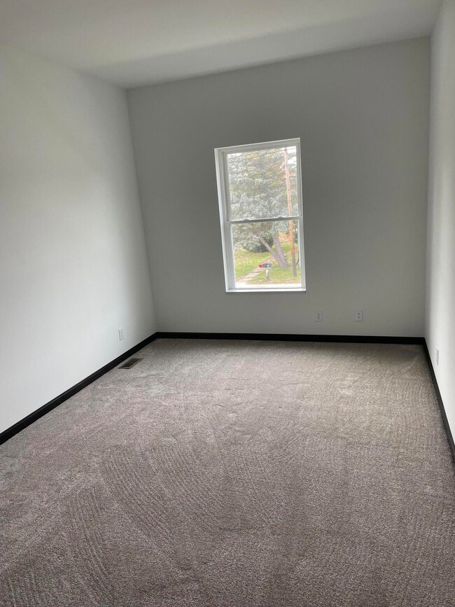 150 16th St, Chesterton, IN 46304 - photo 5