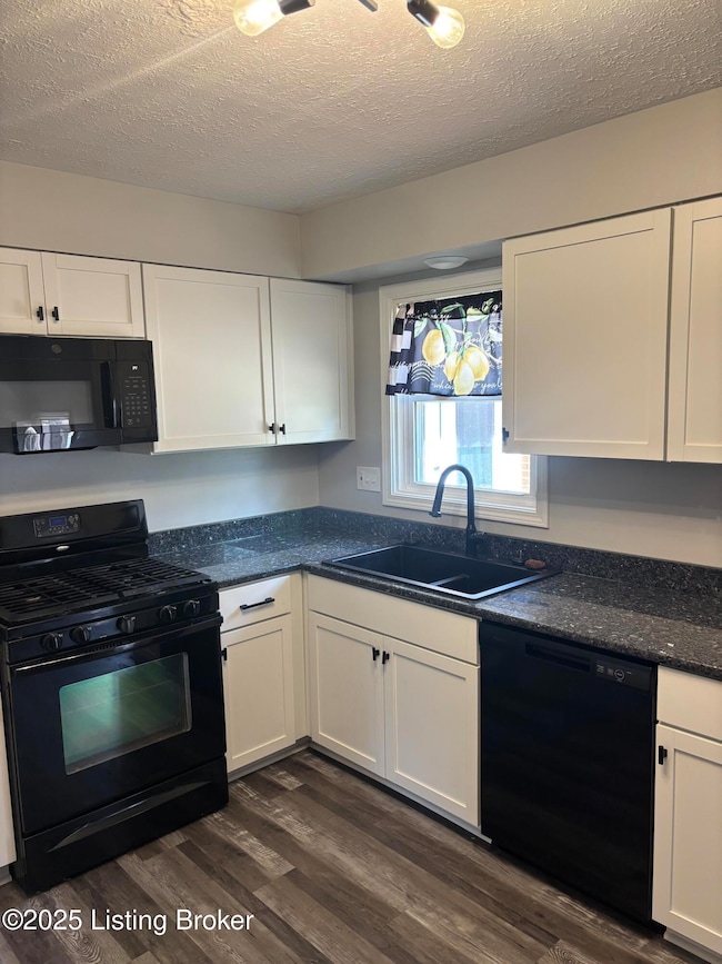 2527 Adrienne Way, Louisville, KY 40216 - photo 3