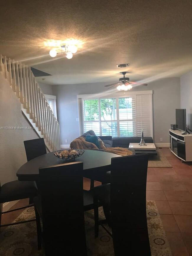 7613 Tamarac Island Cir unit 7613, Tamarac, FL 33321 - photo 4