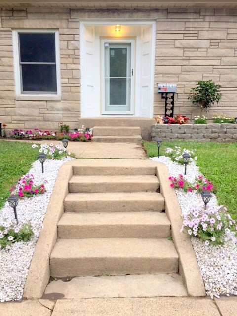 WELCOME HOME!