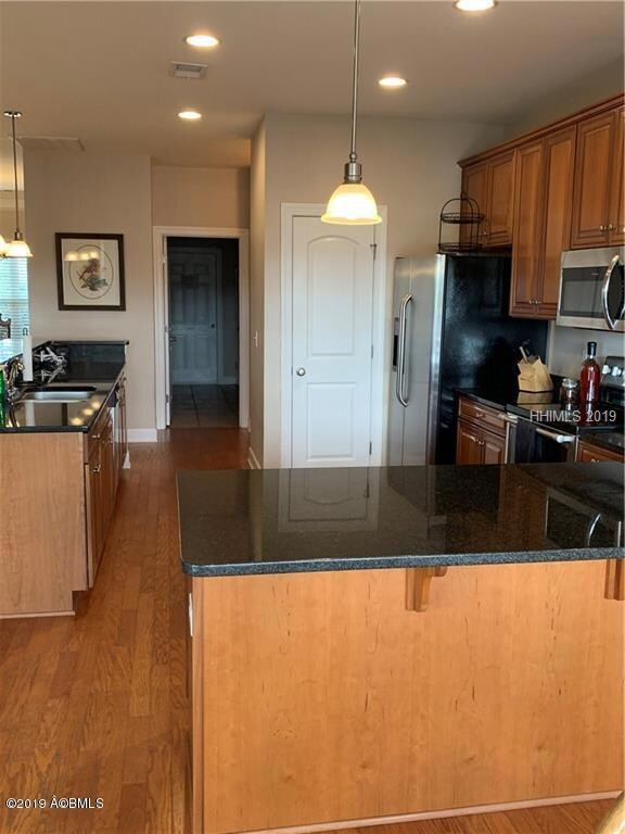 116 Weston Ct-Pantry
