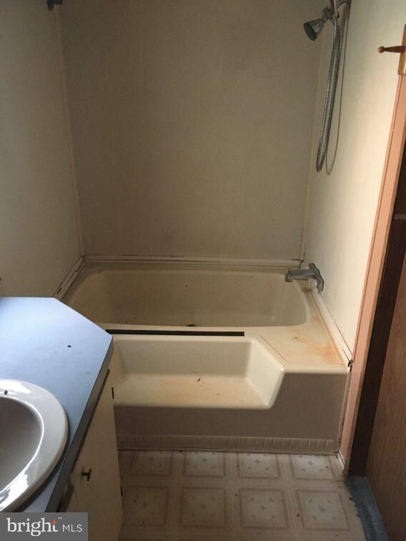 451 7th St, Slatington, PA 18080 - photo 7