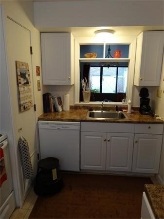 1203 Windsor Dr unit 1203, Framingham, MA 01701 - photo 5