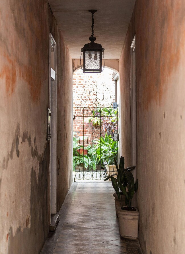 23 Queen St unit F, Charleston, SC 29401 - photo 5