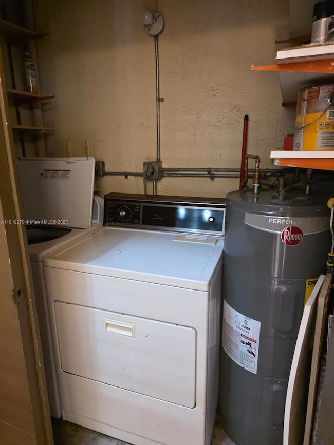 1095 W 40th St unit 26, Hialeah, FL 33012 - photo 3