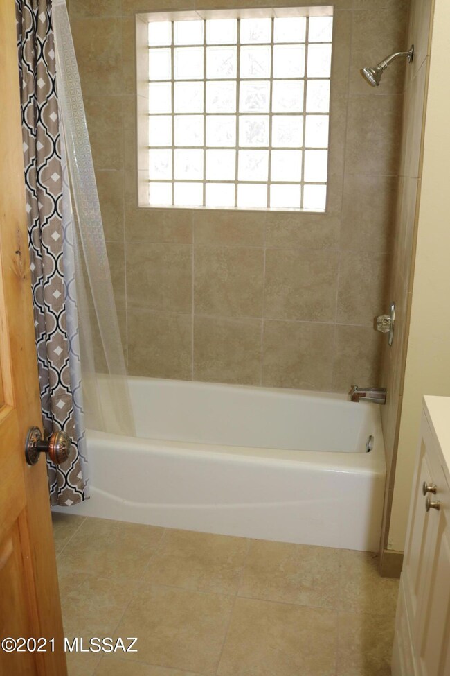 1202 N Tucson Blvd, Tucson, AZ 85716 - photo 7