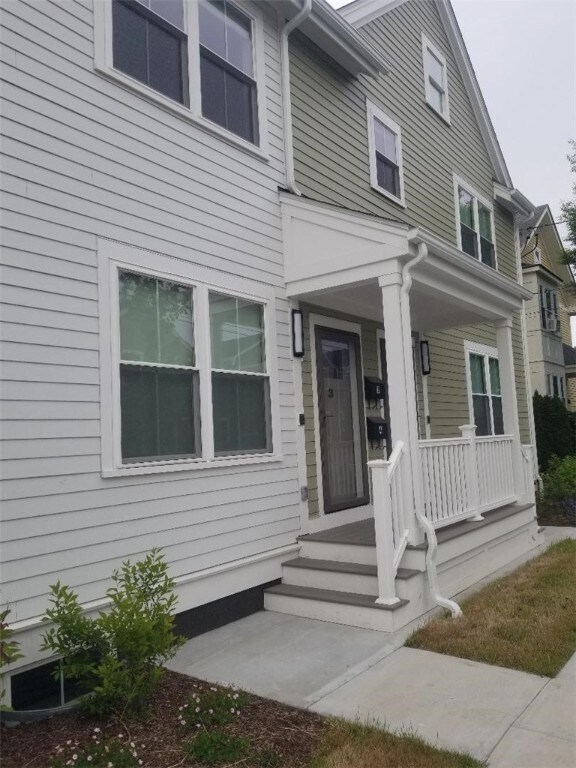 28 Portland Street Unit 4 St, Providence, RI 02907 - photo 5
