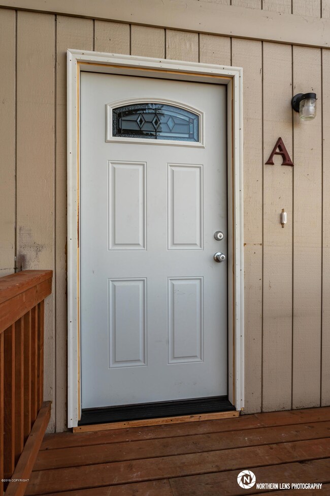 7_EntranceExterior