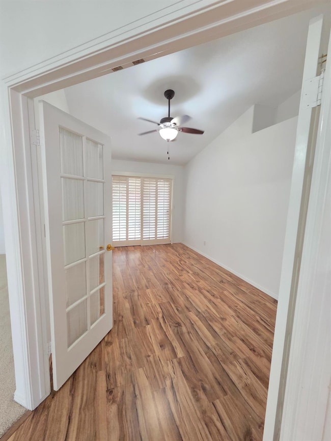 369 E Lindbrook Ln, Fresno, CA 93720 - photo 3