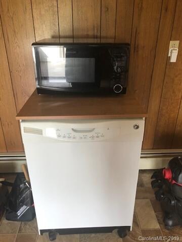 402 N Greenbriar Rd, Statesville, NC 28625 - photo 6