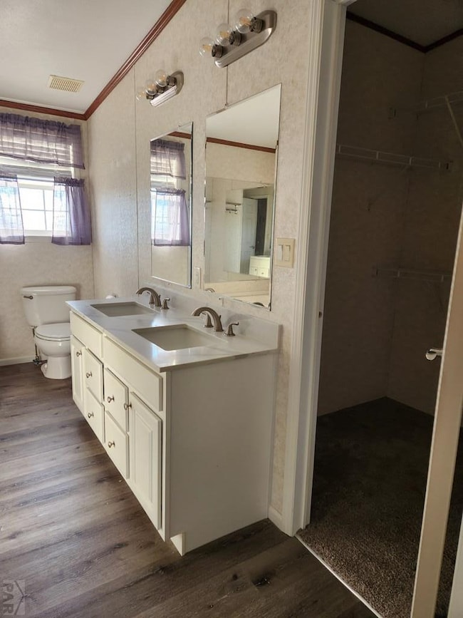 Primary 5 piece bath