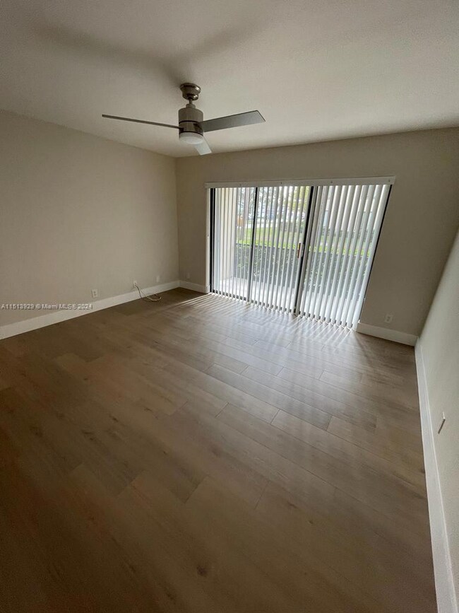 201 Foxtail Dr unit B1, Greenacres, FL 33415 - photo 2