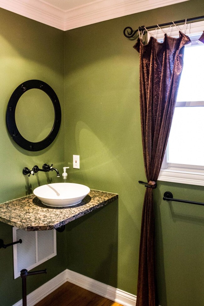 Powder Room