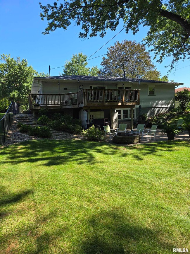 3610 35th Ave, Rock Island, IL 61201 - photo 6