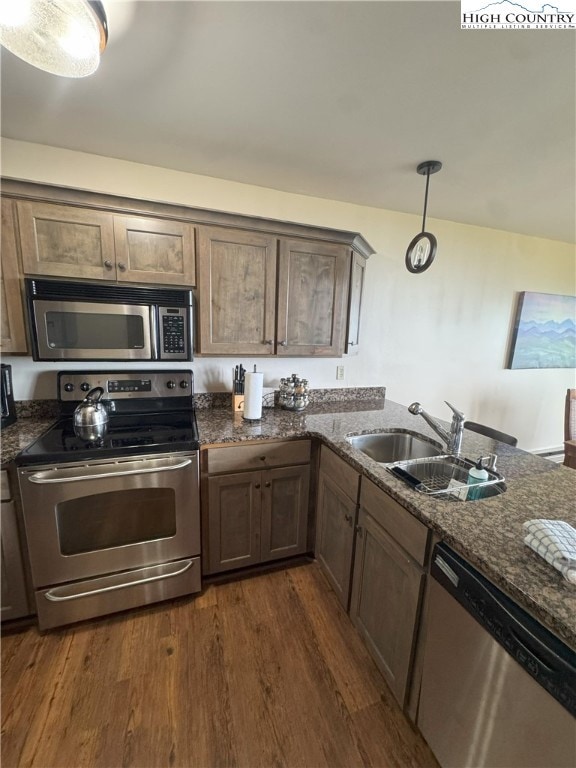 170 Crestview Ln unit 200-C, Sugar Mountain, NC 28604 - photo 3