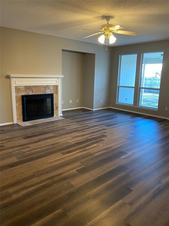 303 Preston Dr, Cleburne, TX 76033 - photo 4