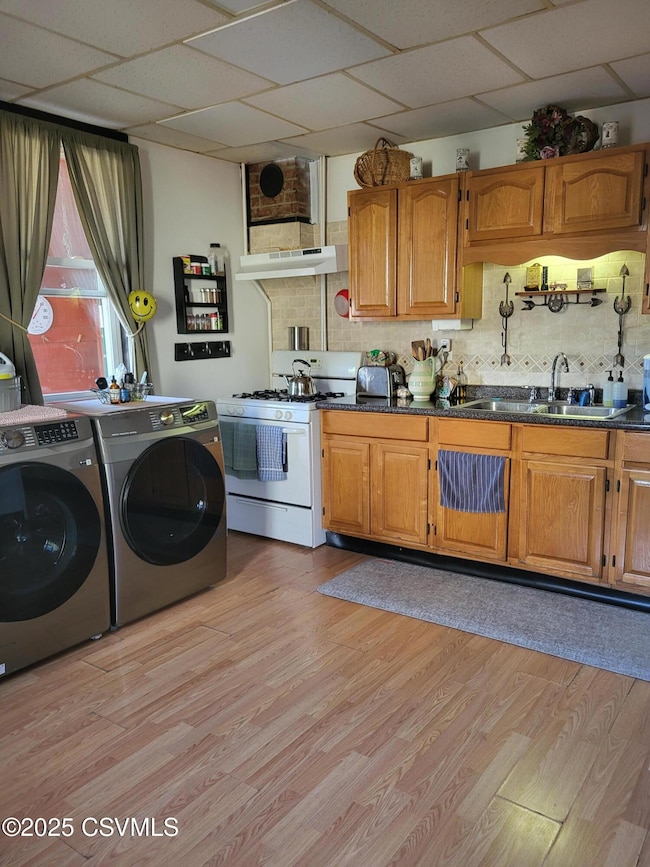 579 W 3rd St, Bloomsburg, PA 17815 - photo 6