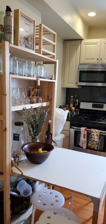 11 Linden St unit 3, Boston, MA 02127 - photo 5