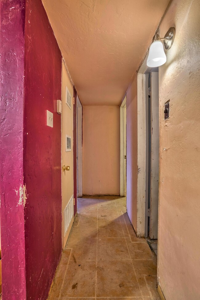 2517 Jackson Ave, El Paso, TX 79930 - photo 5